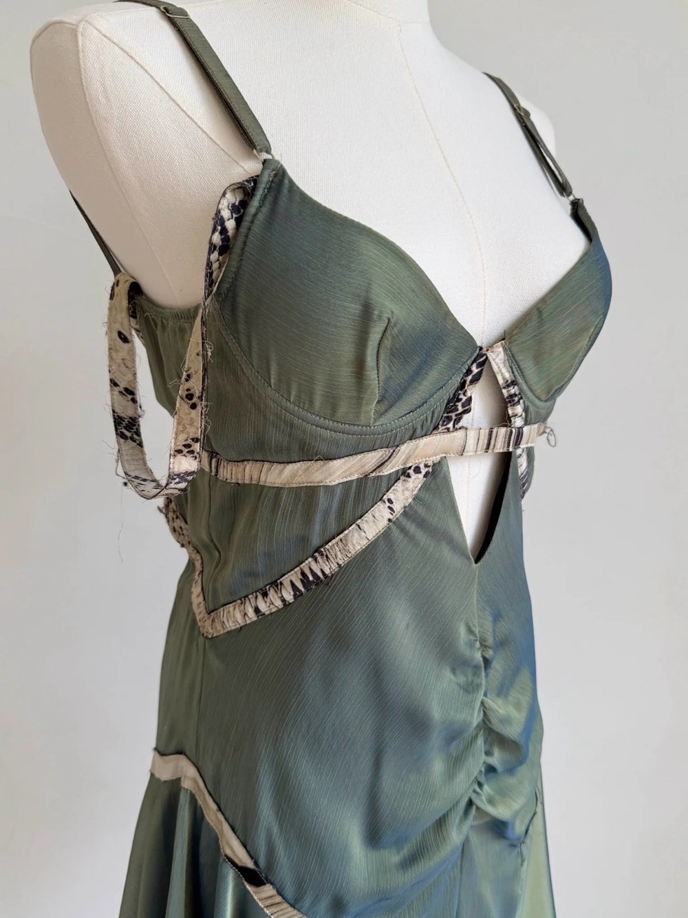 Roberto Just Cavalli Vintage Olive Green Iridescent Silk Mini Dress size 40 - Picture 5 of 8